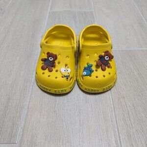 NWT Super Cute YELLOW Teddy Clogs Kids Unisex Slip-ons Sizes 12M to 7Yrs